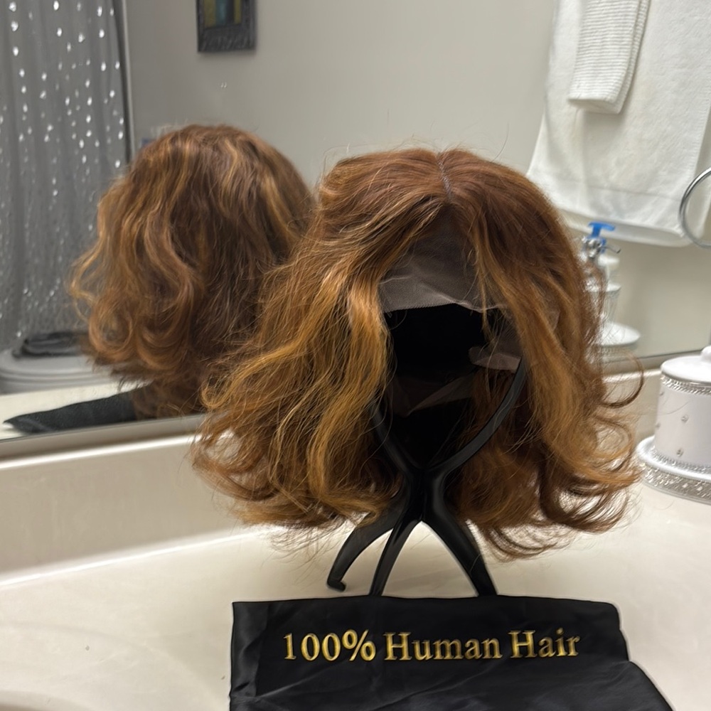 Source Unknown Brown Wavy Wig with Voluminous Curls
